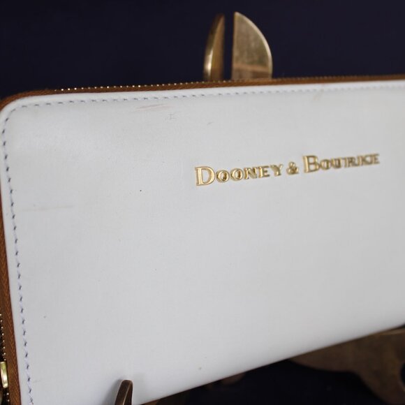 Dooney & Bourke City Zip Around Wristlet Wallet beige tan pink clutch purse - Picture 9 of 11